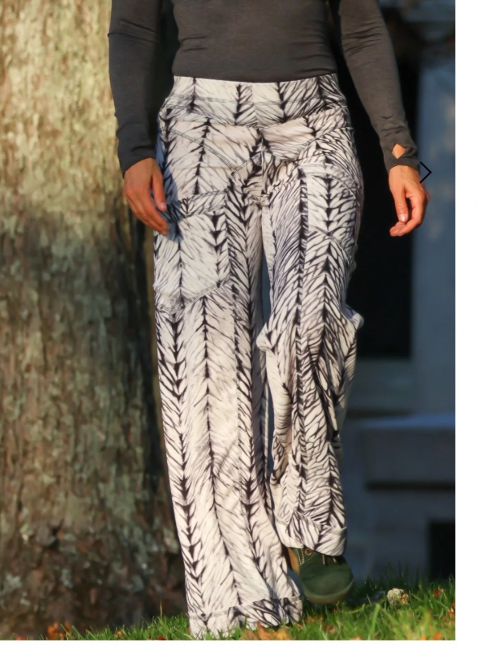 NWT, AUTUMN TENEYL DAPHNE PANTS IN FIRE AND ICE PRINT - Picture 12 of 14